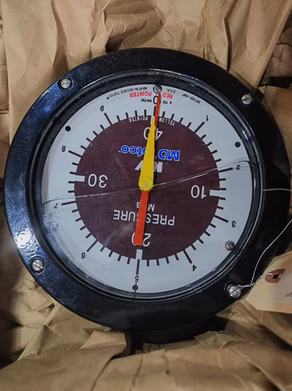 MD-80 Spirit Plastic Model Airplane Display